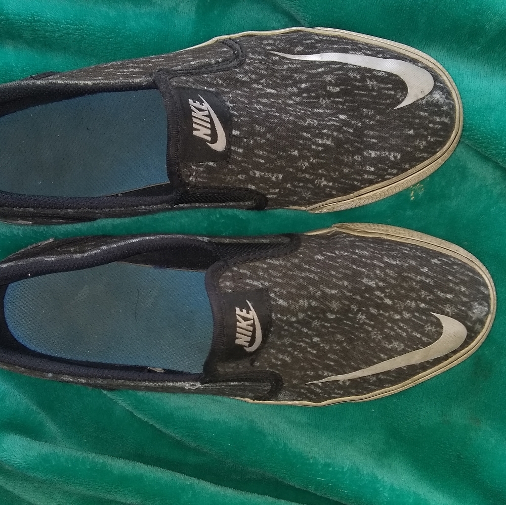 Nike slip-ons